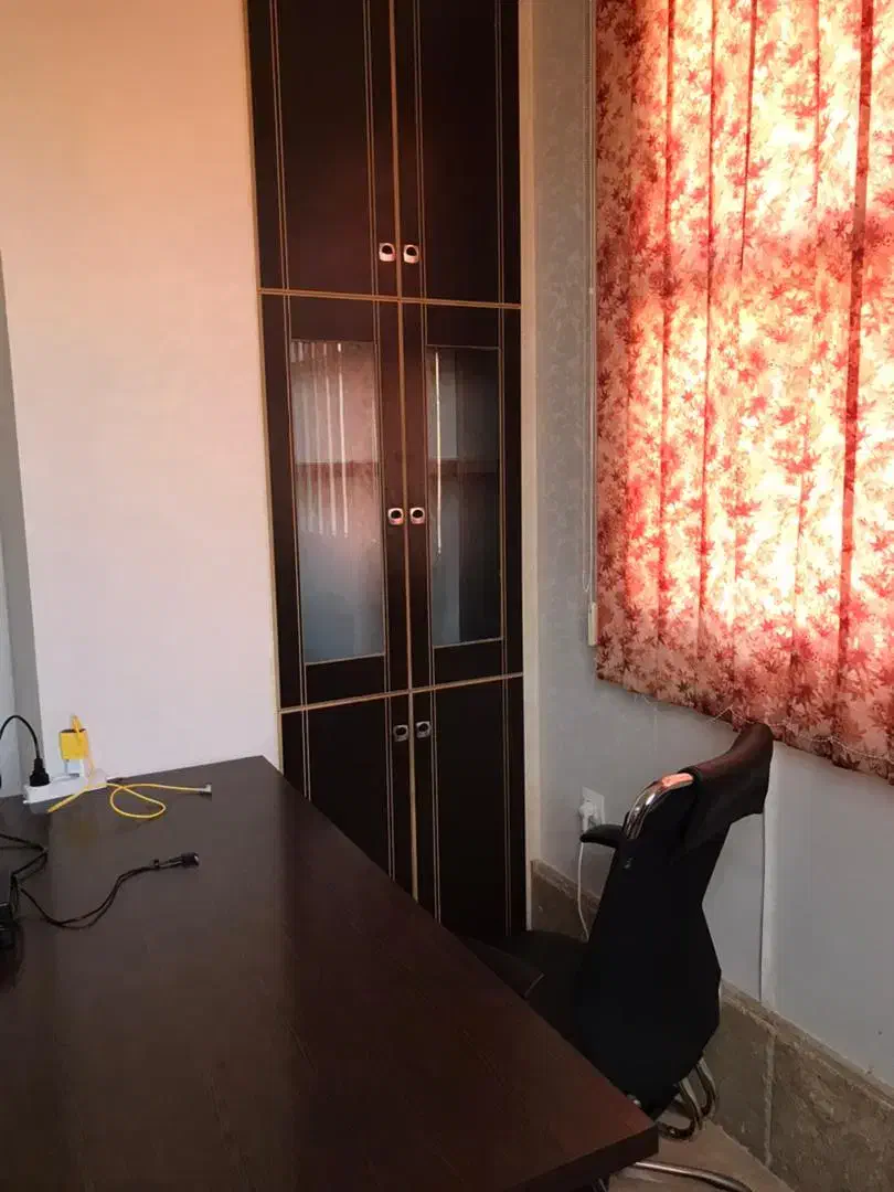 دفتر خدماتی دهخدا دو خواب با نور گیر فوق العاده|اجارهٔ دفتر کار، اتاق اداری، مطب|شاهین‌شهر, مخابرات (شهید بهشتی)|دیوار