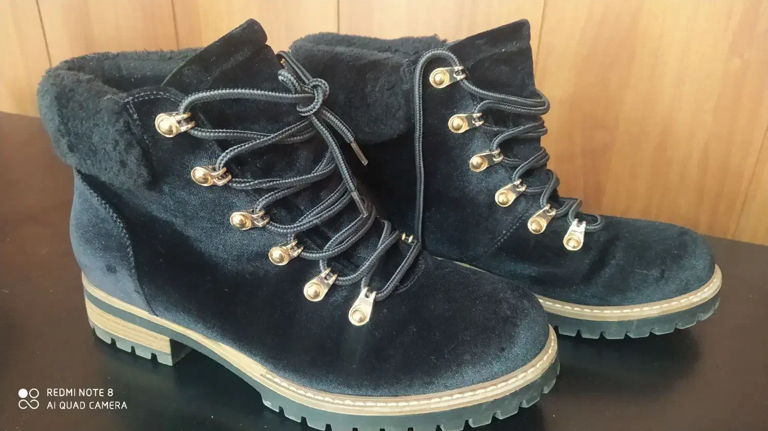 نیم بوت خارجی زنانه سایز ۴۰|کیف، کفش، کمربند|اصفهان, شیخ اشراق|دیوار