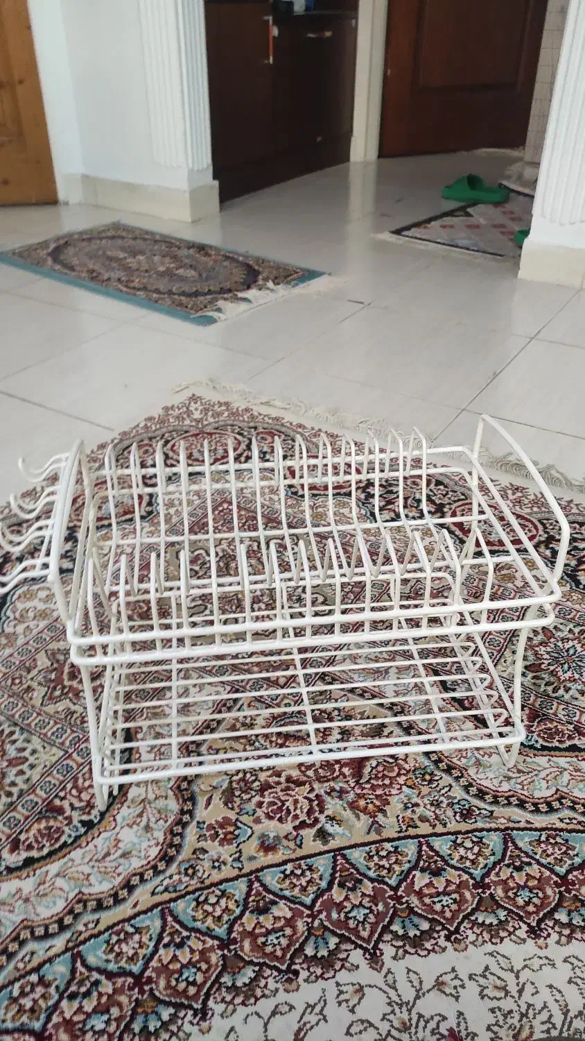 آبچکان|آب‌چکان و نظم‌دهنده ظروف|کیش, |دیوار