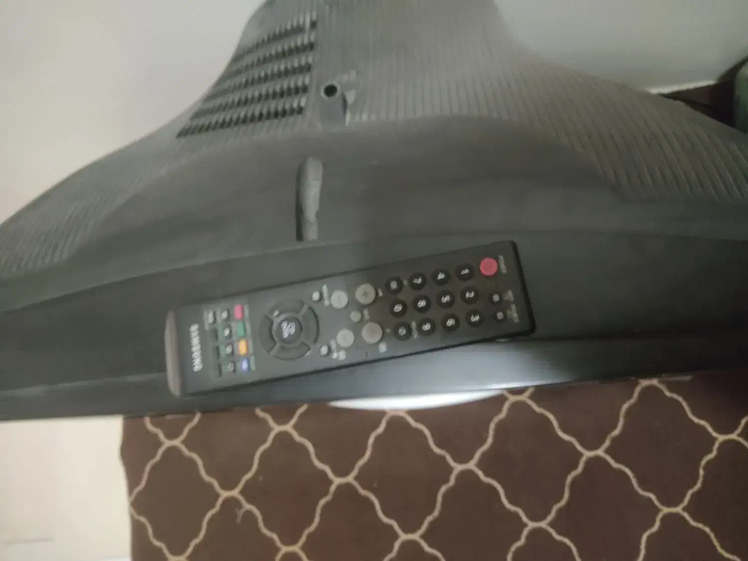 تلویزیون سامسونگ با کنترل اصلی|تلویزیون و پروژکتور|تهران, دهونک|دیوار