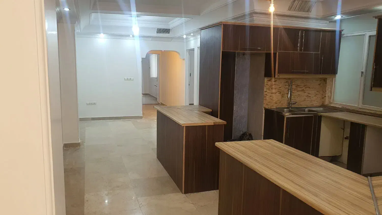 آپارتمان ۱۳۴ متر سه خواب شیان،رو به آفتاب،خوش نقشه|فروش آپارتمان|تهران, لویزان|دیوار