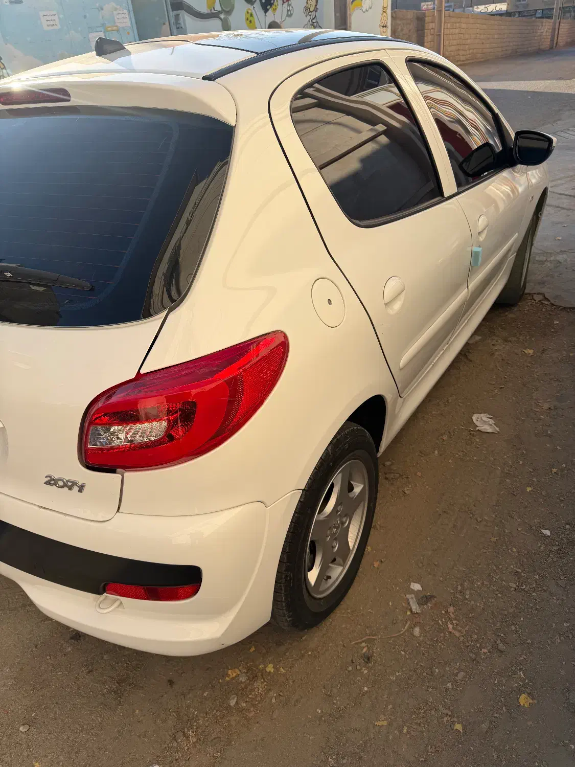 پژو ۲۰۷ ارتقا یافته|خودرو سواری و وانت|بافت, |دیوار