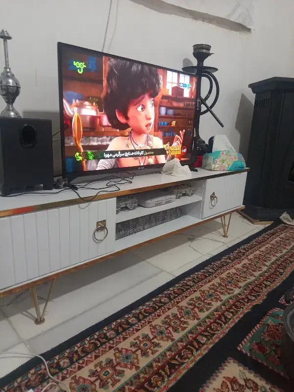 تلویزیون ۳۲|تلویزیون و پروژکتور|سنندج, |دیوار