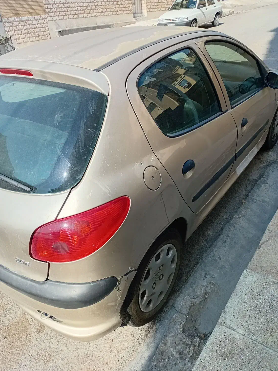 206 تیپ ۲ مدل ۸۲ دور رنگ|خودرو سواری و وانت|بندرعباس, |دیوار