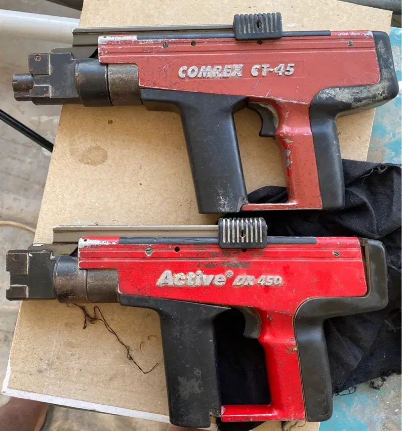 تفنگ هیلتی و سنگ بر ابی محک|ابزارآلات|شیراز, انجیر|دیوار