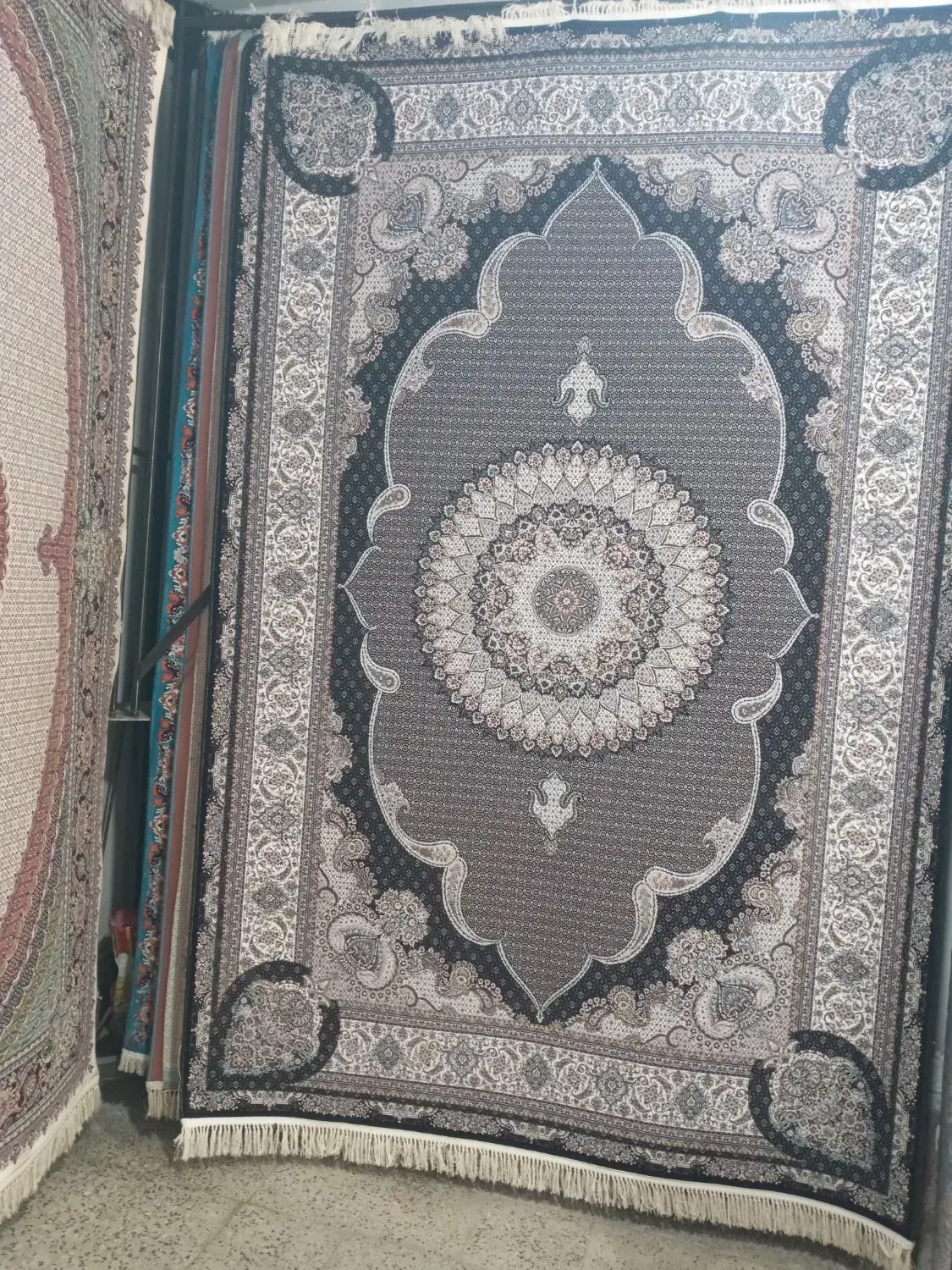 فرش ۱۲۰۰شانه اصل آکرولیک ۳۶۰۰تراکم ۶متری|فرش|محمدبار, |دیوار