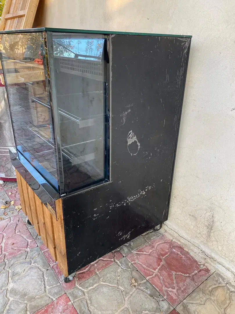 شوکیک یخچال ویترین|کافی‌شاپ و رستوران|سنندج, |دیوار