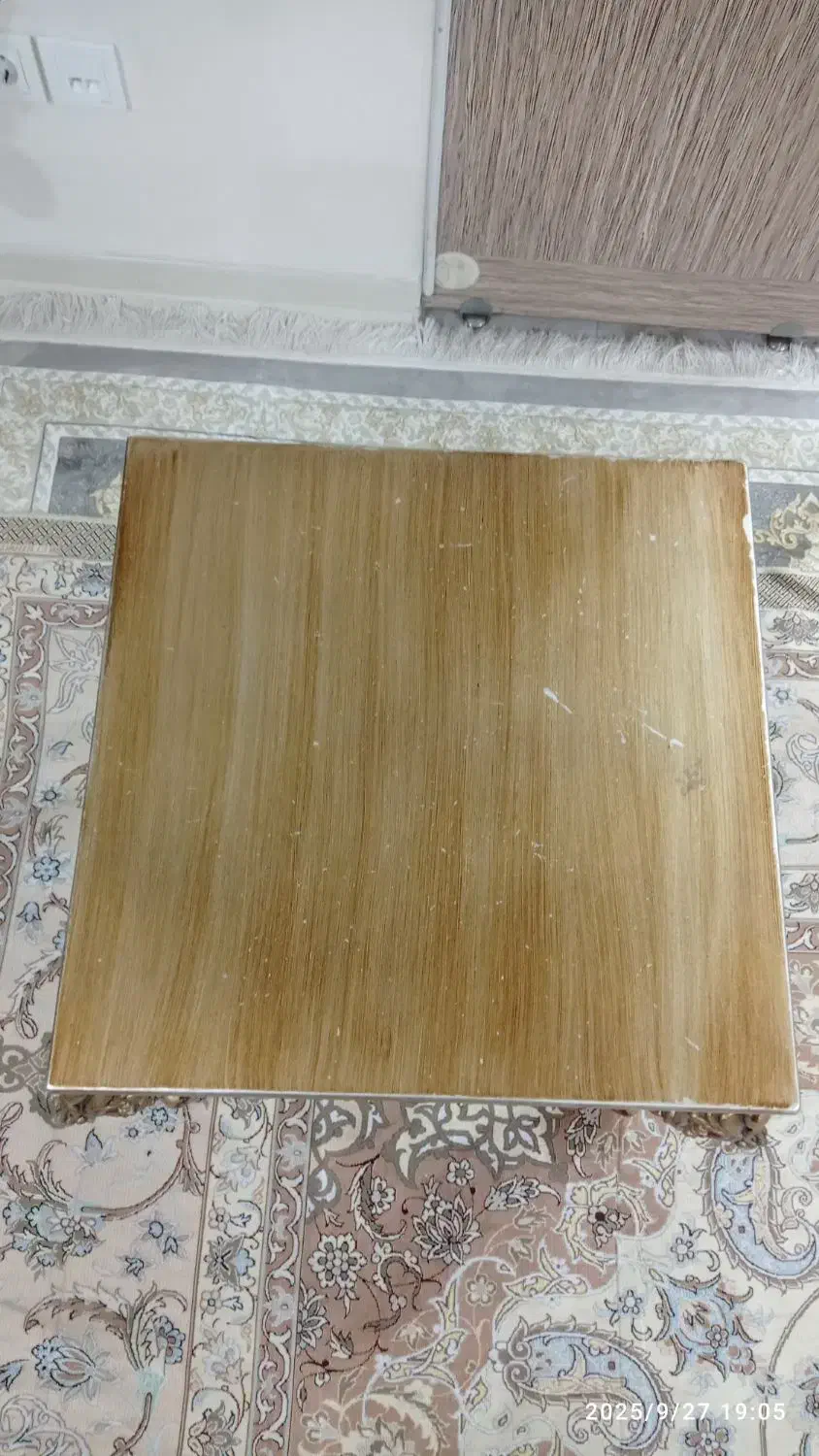عسلی جلو مبلی|مبلمان خانگی و میز عسلی|ری, شهید بهشتی|دیوار
