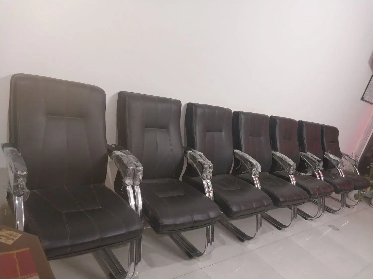 صندلی مارک اصلی|صندلی و نیمکت|مشهد, پورسینا|دیوار