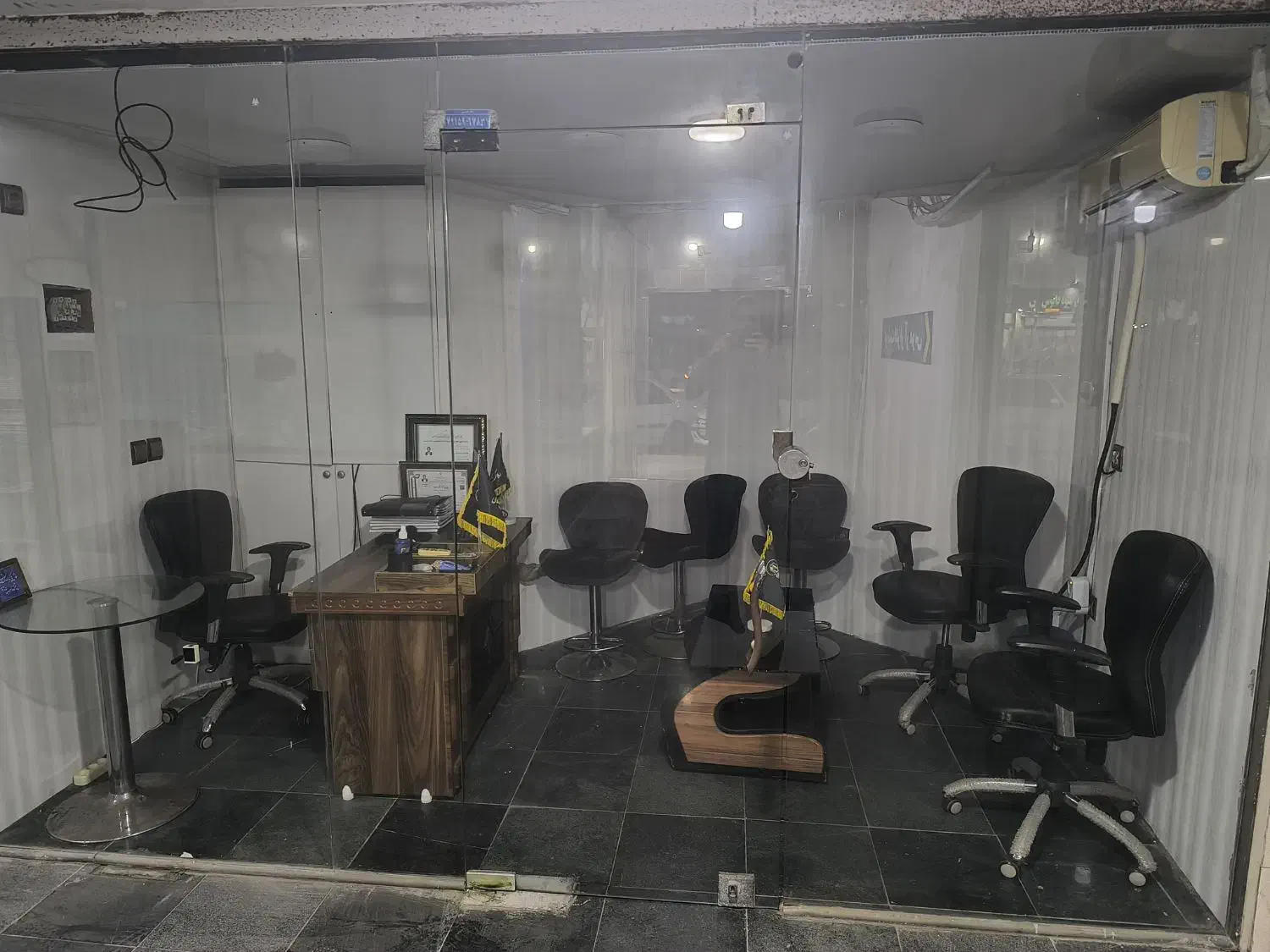 فروش مغازه نقلی(نقدو شرایطی)|فروش مغازه و غرفه|بندرعباس, |دیوار