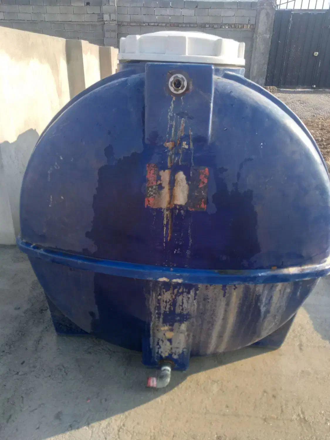 تانکر اب ۳۰۰۰ لیتری سالم|مصالح و تجهیزات ساختمان|گرگان, |دیوار