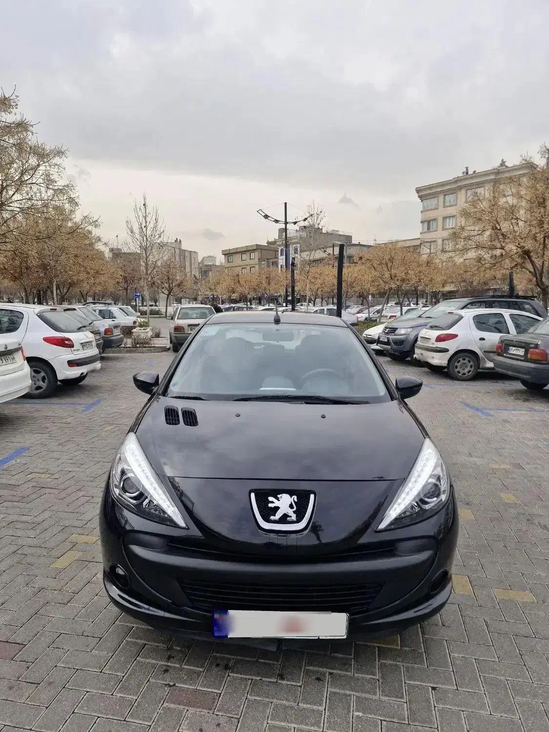 ۲۰۷ اتومات کم کار بی رنگ|خودرو سواری و وانت|مشهد, نیروی هوایی|دیوار