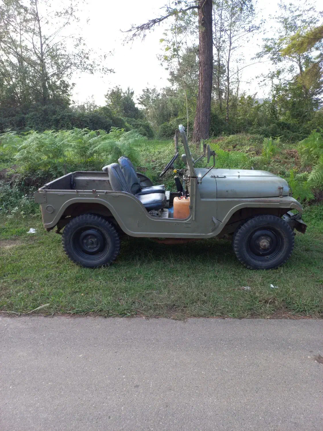 جیپ کا ام صحیح و سالم|خودرو کلاسیک|لاهیجان, لیل|دیوار