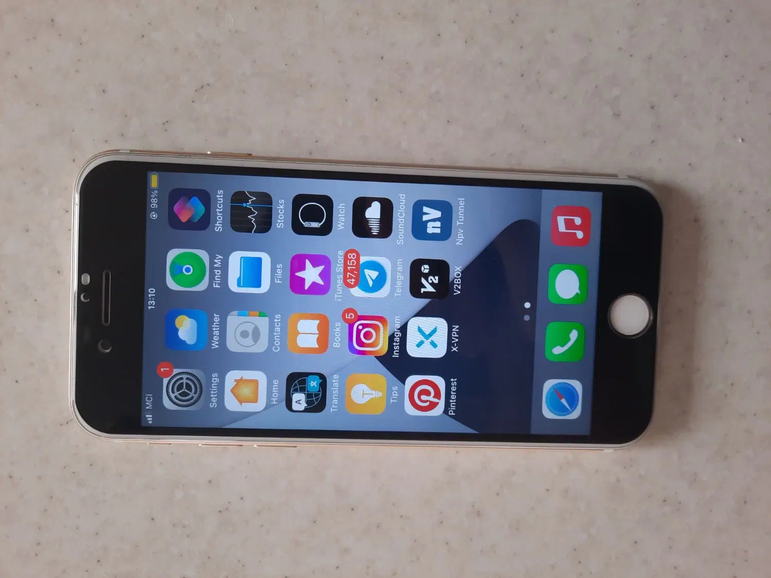 iPhone 7|موبایل|آبسرد, |دیوار