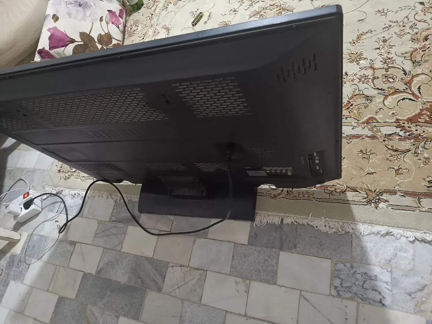 تلویزیون ۴۳ اینچ ال ای دی فول|تلویزیون و پروژکتور|قرچک, پویینک|دیوار