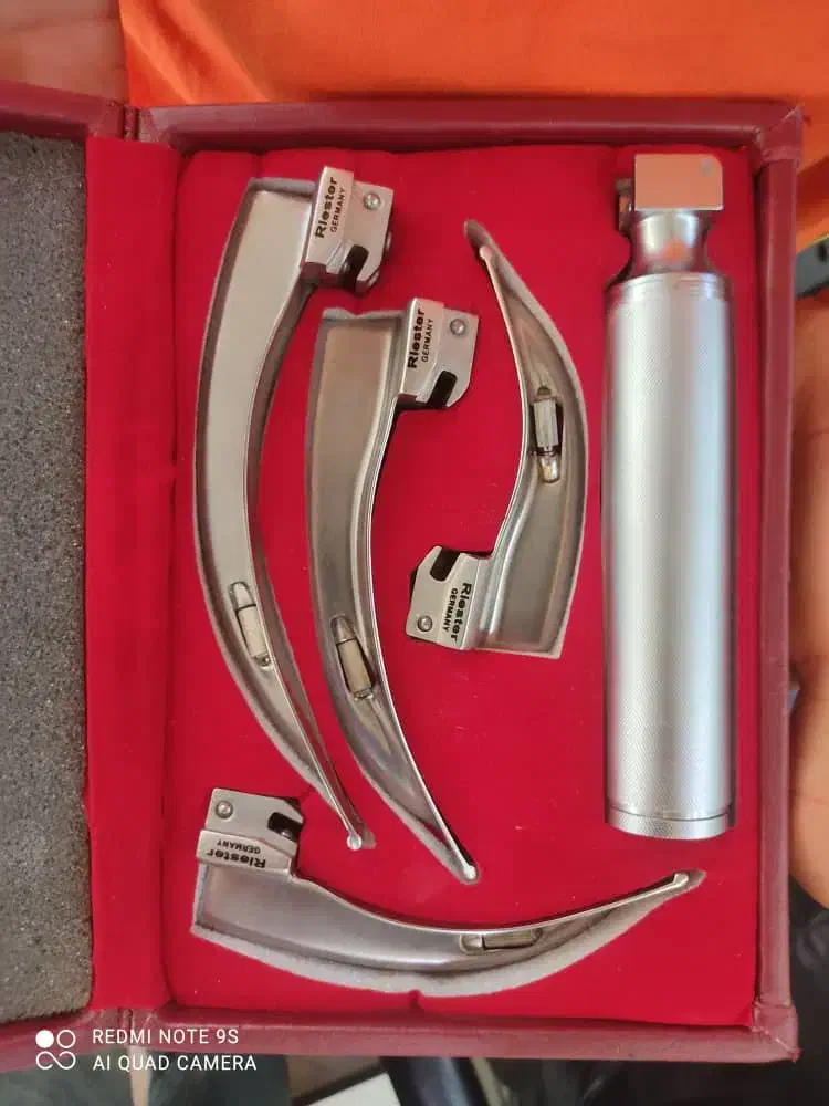 لارنگوسکوپ|پزشکی|کازرون, |دیوار