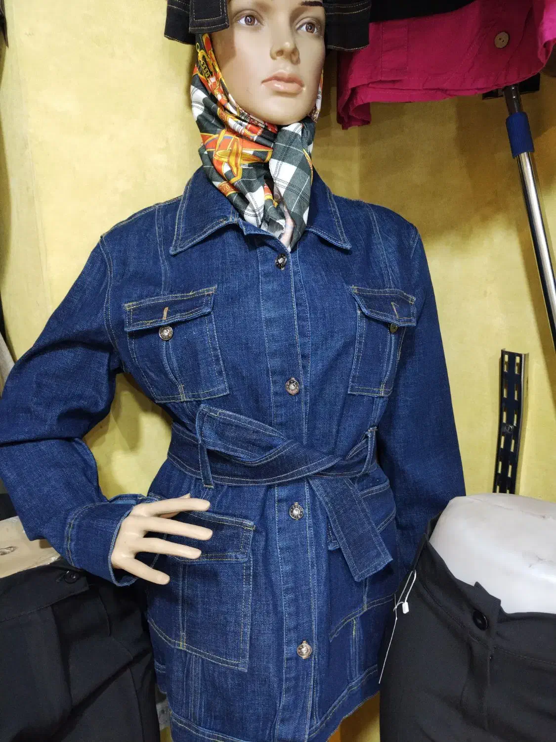 ارزانسرا ی خاتون|لباس|تهران, امام زاده حسن|دیوار