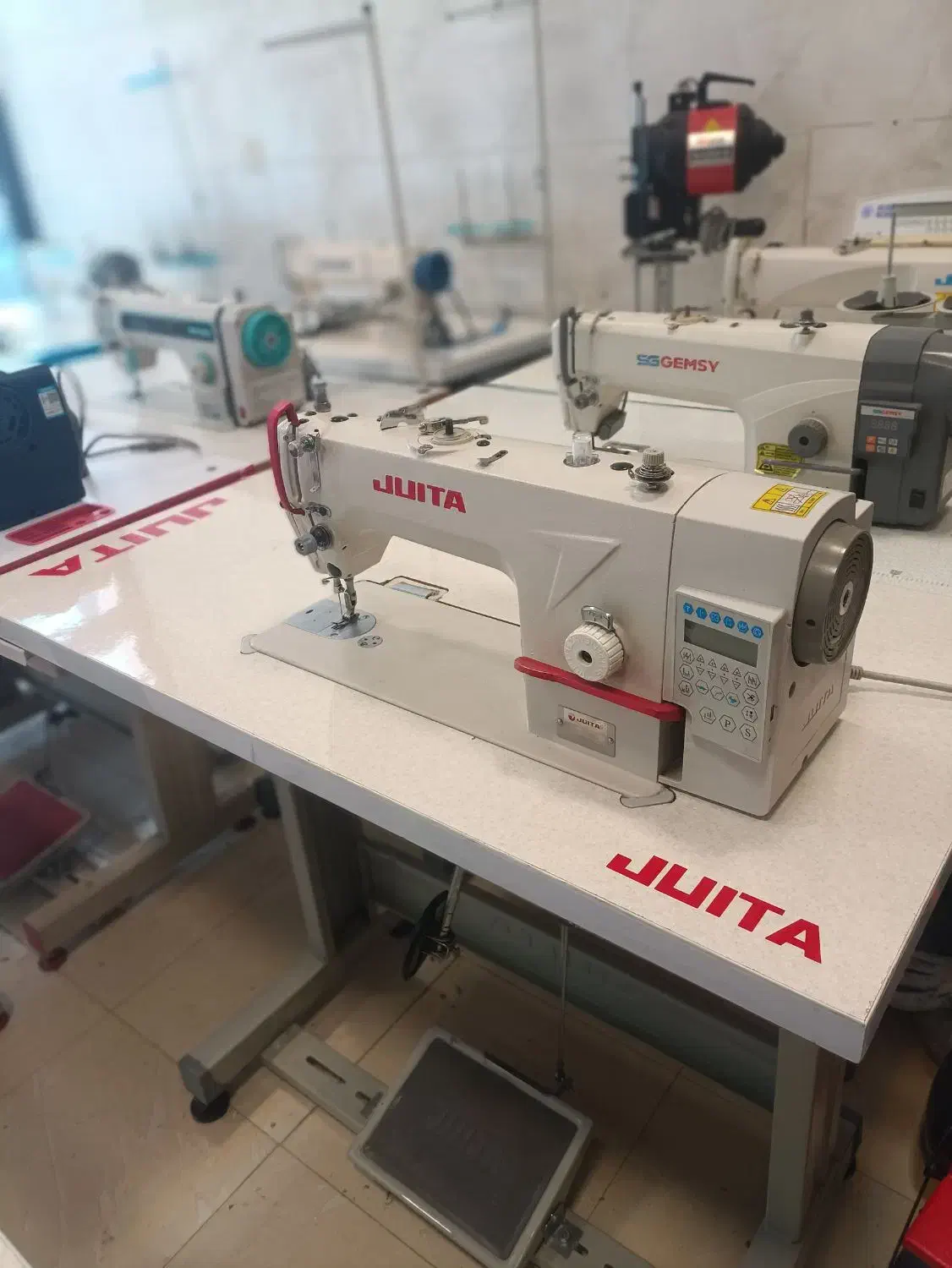 راسته دوز سرنخ زن دار جویتا و سرنخ زن سانسیر|چرخ خیاطی و ریسندگی|کرمانشاه, |دیوار