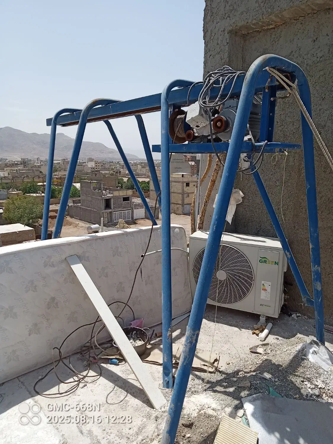 بالابر درحدنو|ابزارآلات|ابریشم, |دیوار