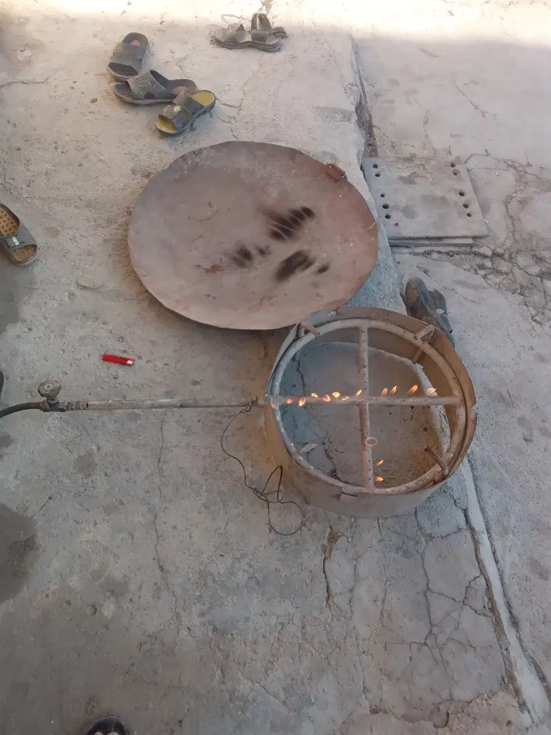 تاوه و گازش واسه پخت نان تمیز محکم سالم|ظروف پخت‌وپز|رامهرمز, |دیوار