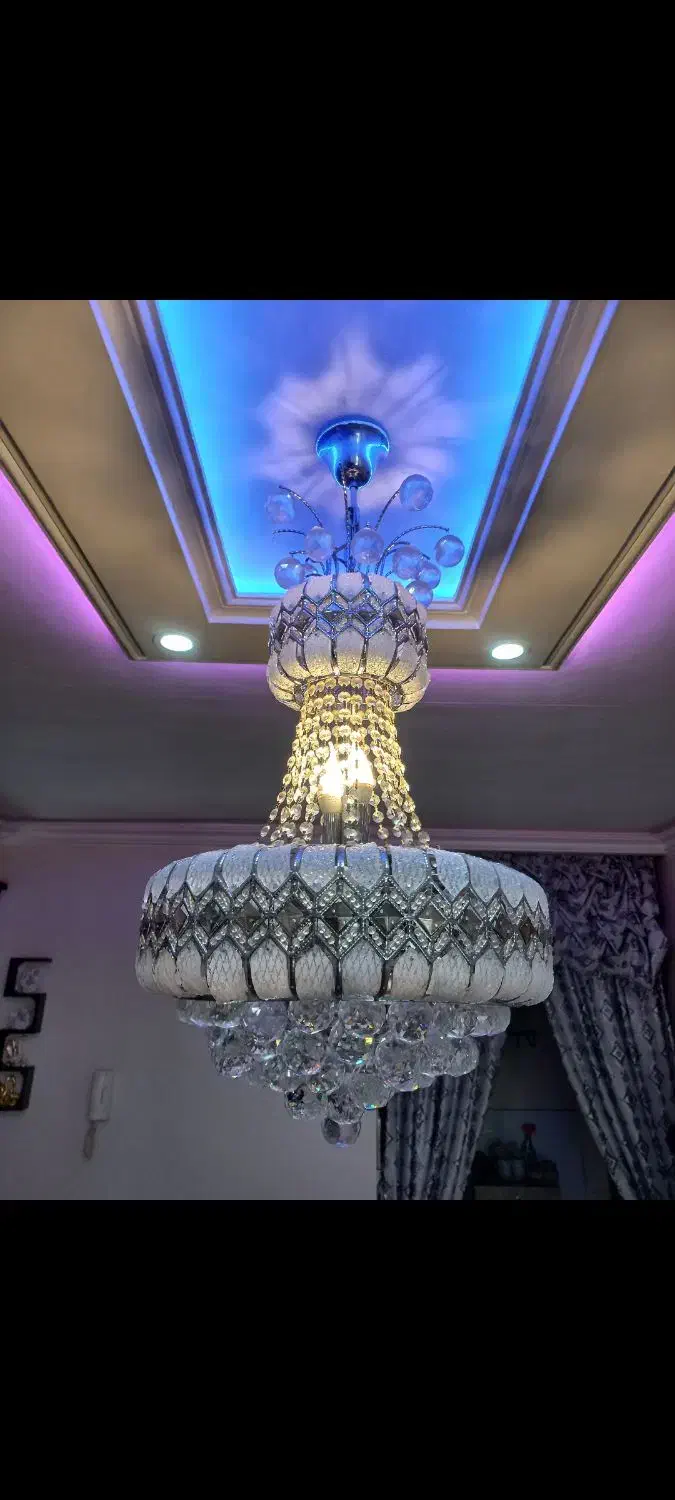 لوستر|لوستر و چراغ آویز|اسلام‌شهر, شهرک مفیدی|دیوار