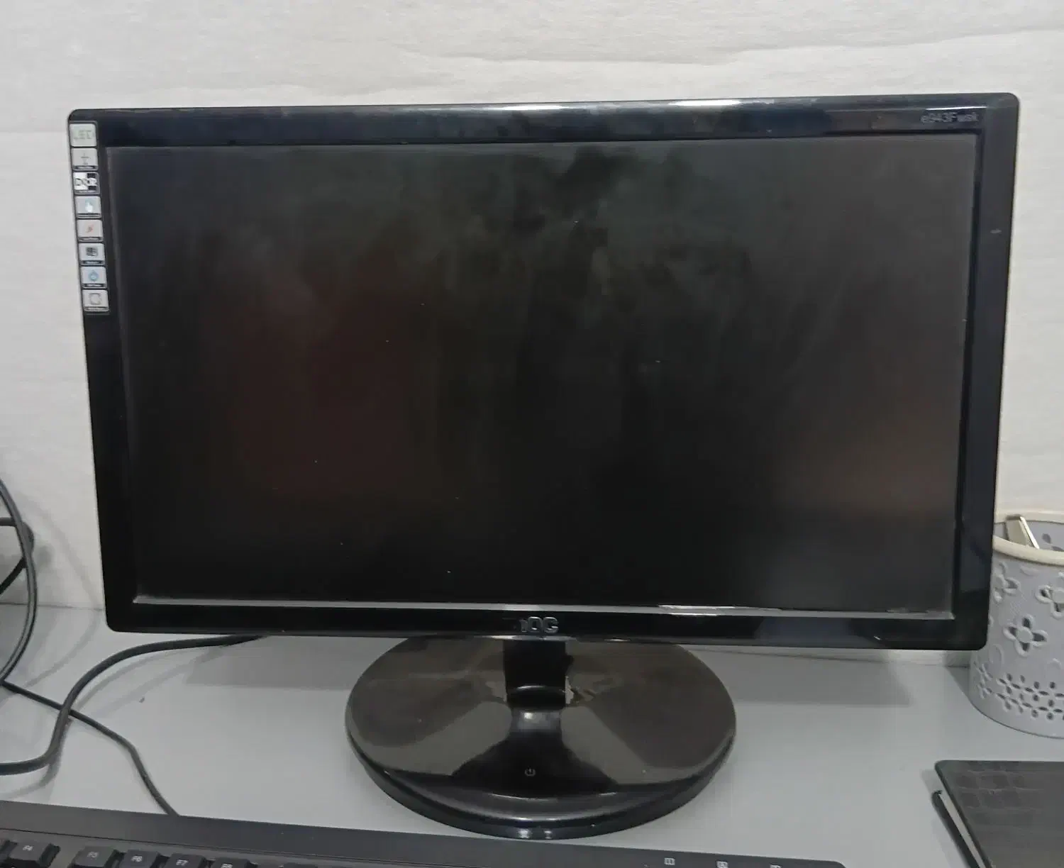 مانیتور کامپیوتر در حد نو|قطعات و لوازم جانبی رایانه|تبریز, |دیوار