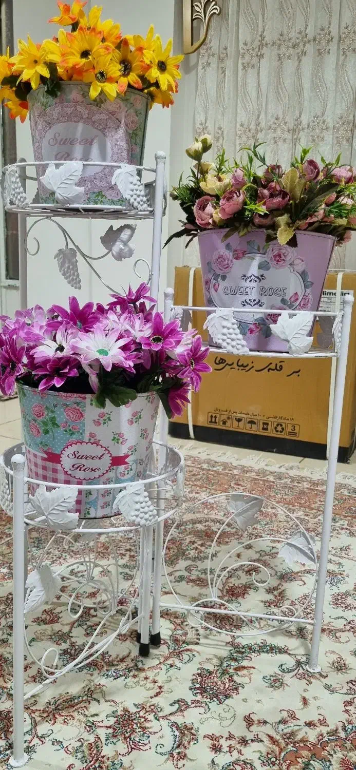 گل وگلدان واستند فروش یکجا زیرقیمت|گل مصنوعی|ایلام, |دیوار