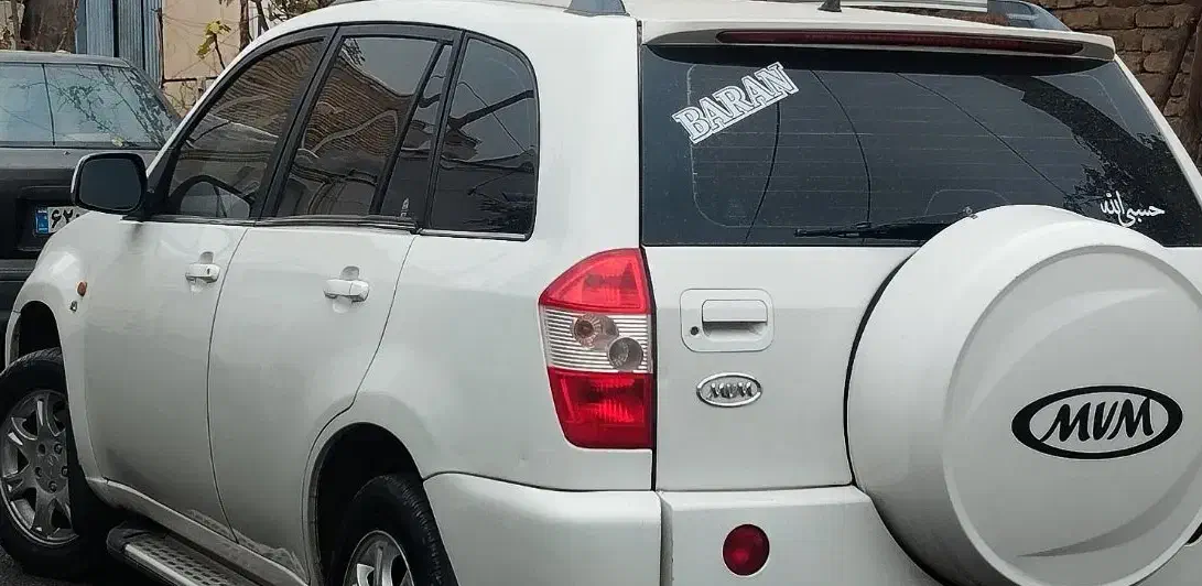 ماشین شاسی بلند|خودرو سواری و وانت|خوی, |دیوار