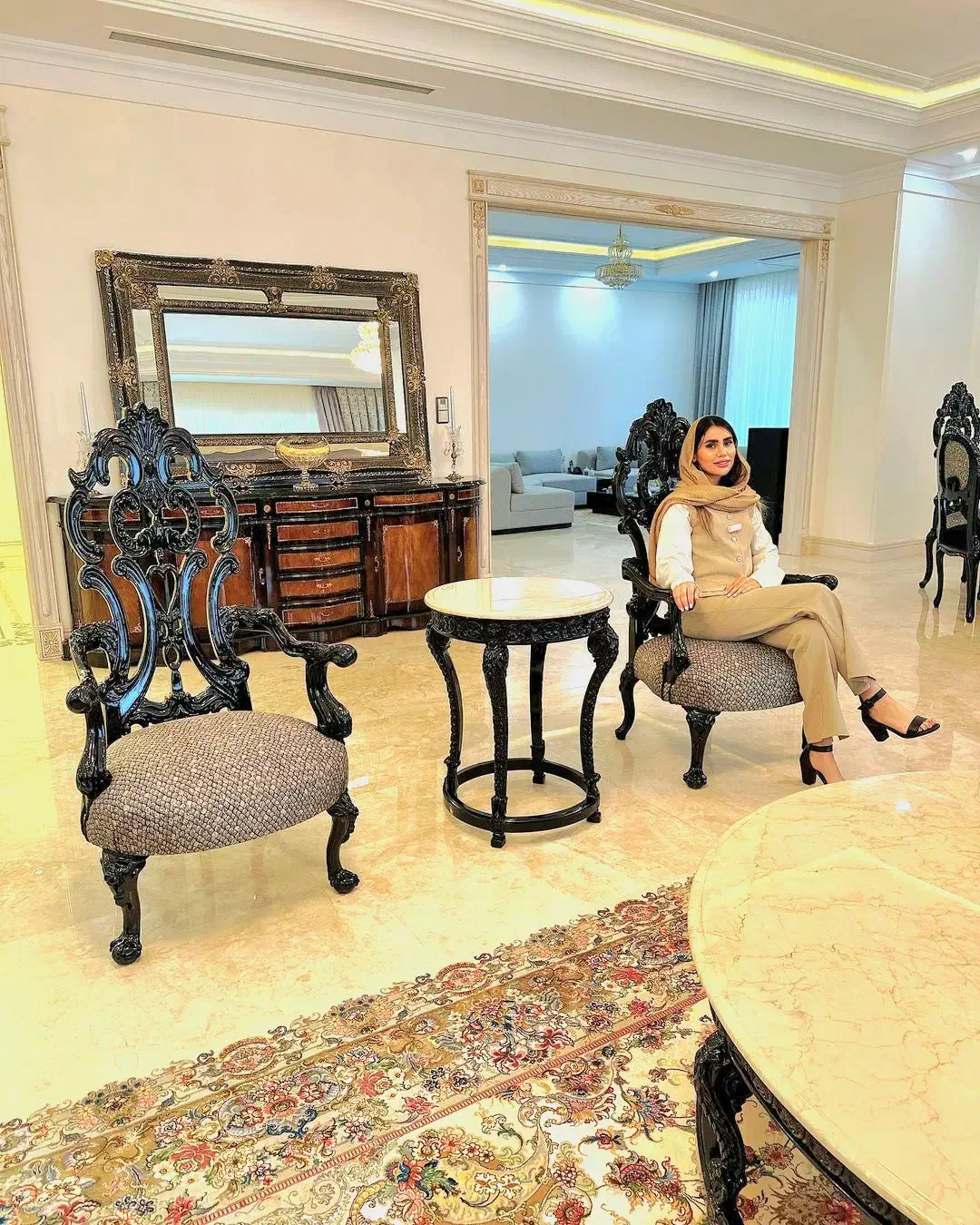 مبل سلطنتی کینگ سایز خرچنگی خاص روشا +اقساط|مبلمان خانگی و میز عسلی|تهران, یافت‌آباد|دیوار