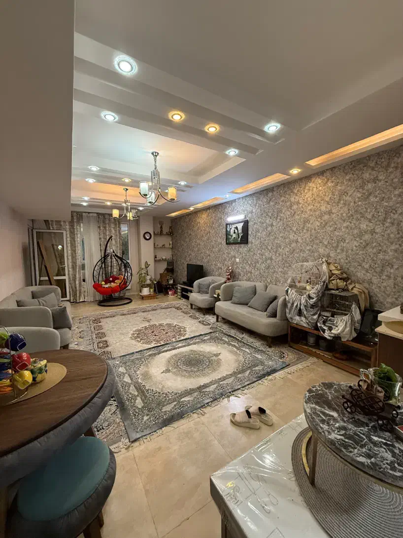 دو خواب/ ۱۱۰ متر/ جنوبی/ تکمیل لوکس/ سپاه شمالی|فروش آپارتمان|شیراز, لاله|دیوار