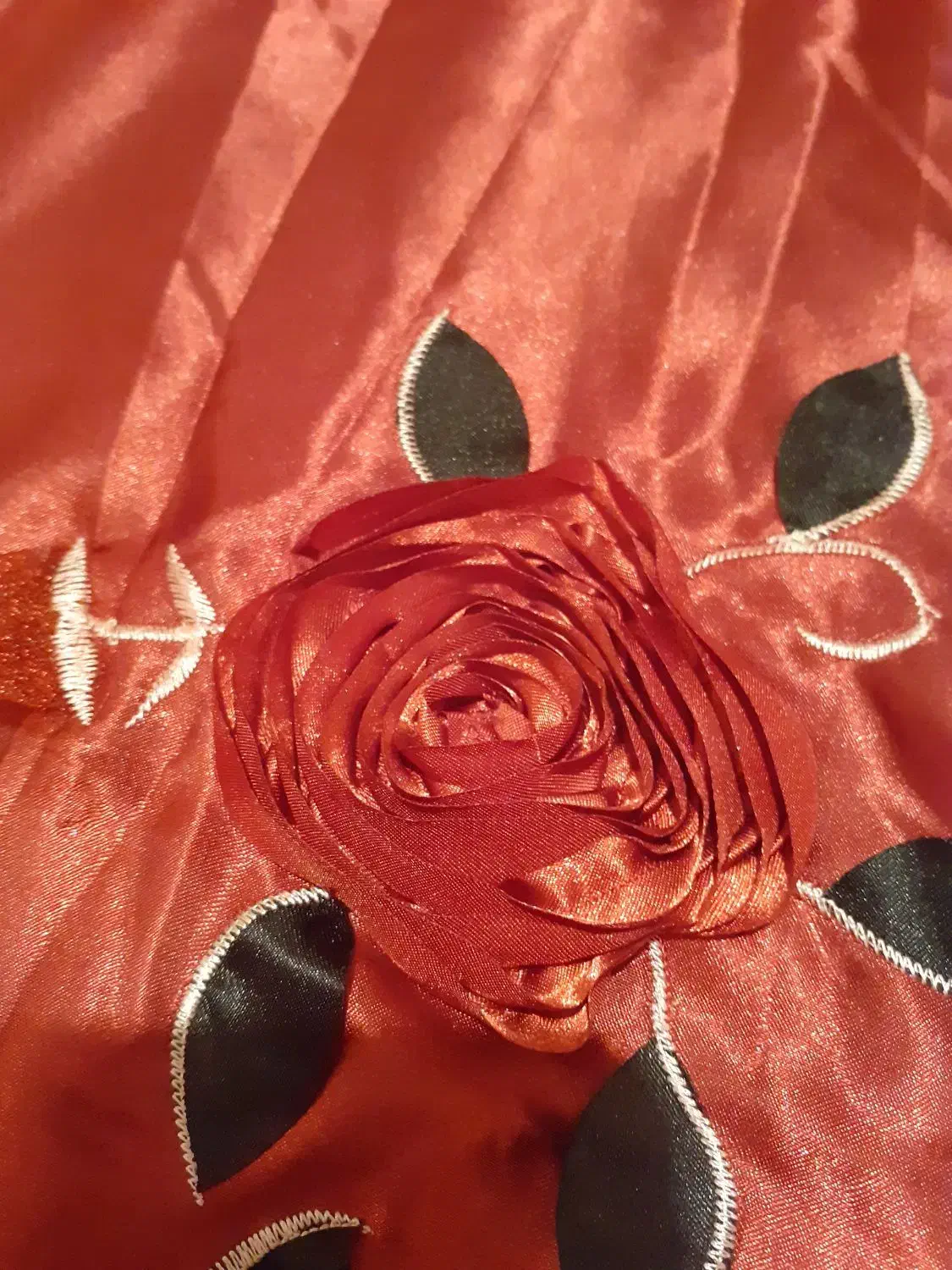 روتختی دونفره ساتن طرحدار خارجی برجسته 5تکه|سرویس روتختی|تهران, بلوار کشاورز|دیوار