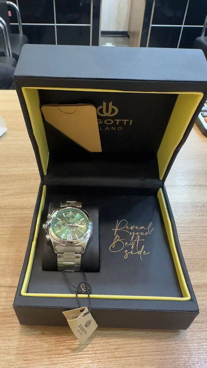 ساعت اورجینال برند معتبر|ساعت|اراک, |دیوار