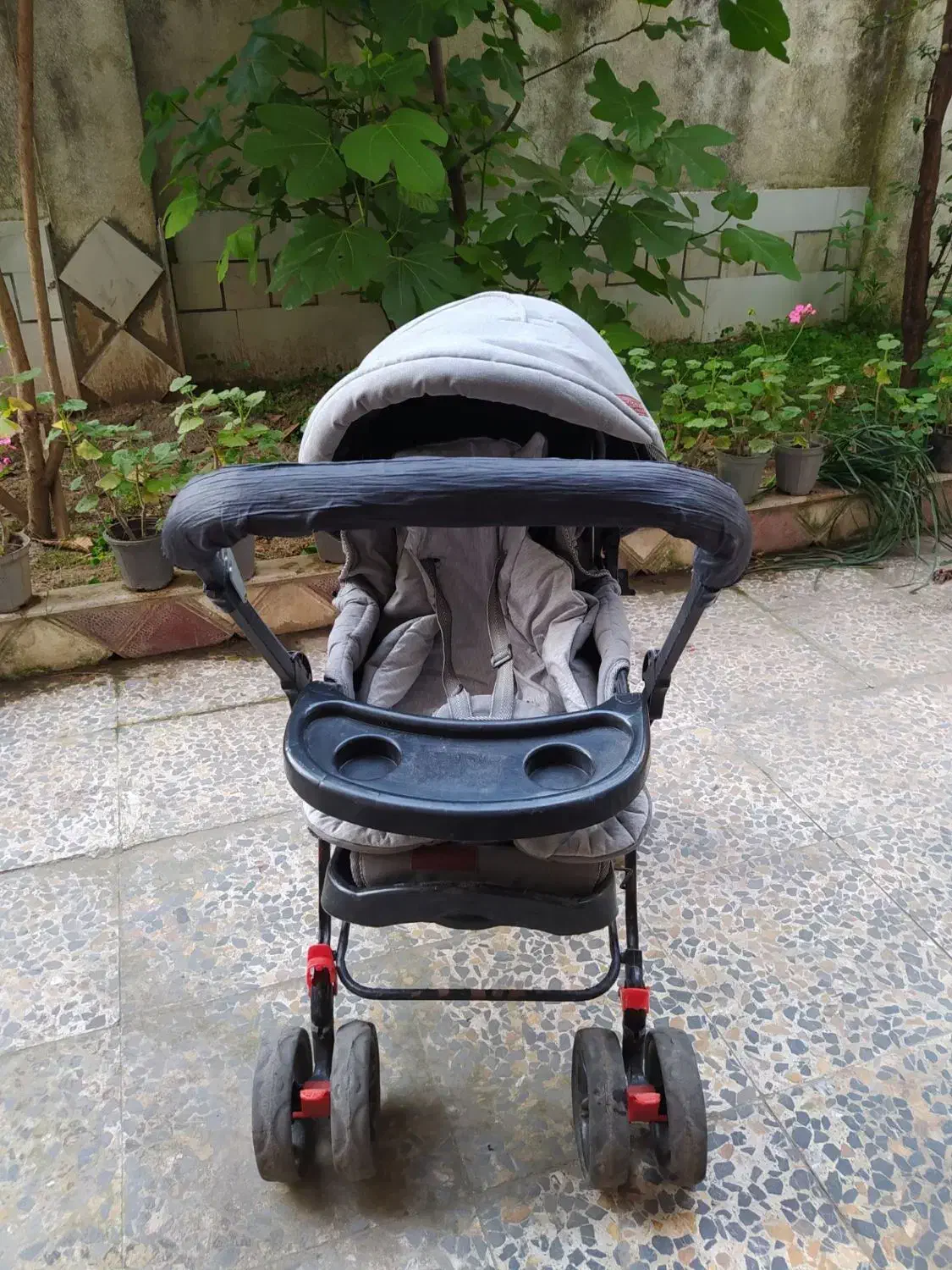 کالسکه و کریر|کالسکه و لوازم جانبی|لاهیجان, کوی آزادگان|دیوار