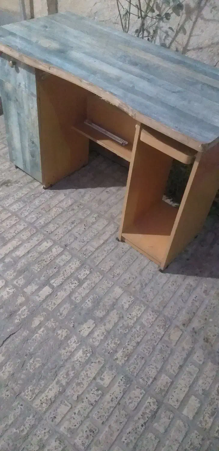 کامپیوتر یامیزتهریر|میز تحریر و کامپیوتر|محمدشهر, محمدشهر|دیوار