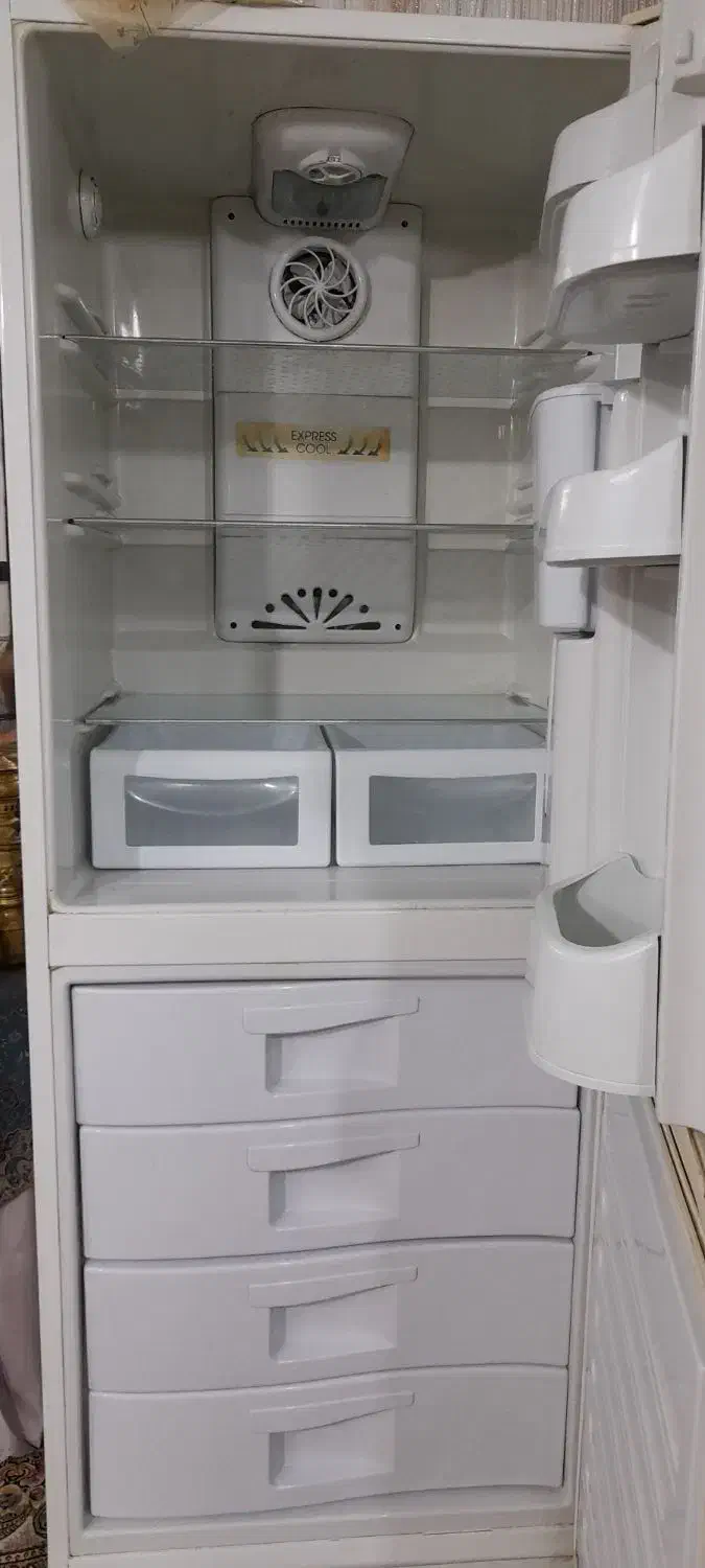 یخچال فریزر سونی|یخچال و فریزر|بروجرد, |دیوار