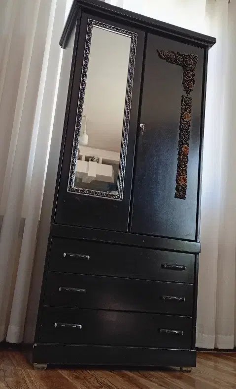 کمد درحد نو سالم|جاکفشی، کمد، دراور|سیلاخور, |دیوار