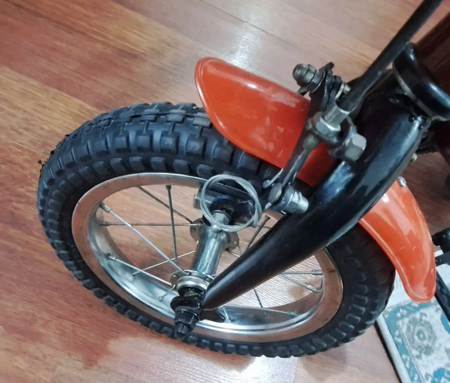 دوچرخه بچگانه سایز ۱۲ قرمز|دوچرخه، اسکیت، اسکوتر|پرند, فاز ۵|دیوار