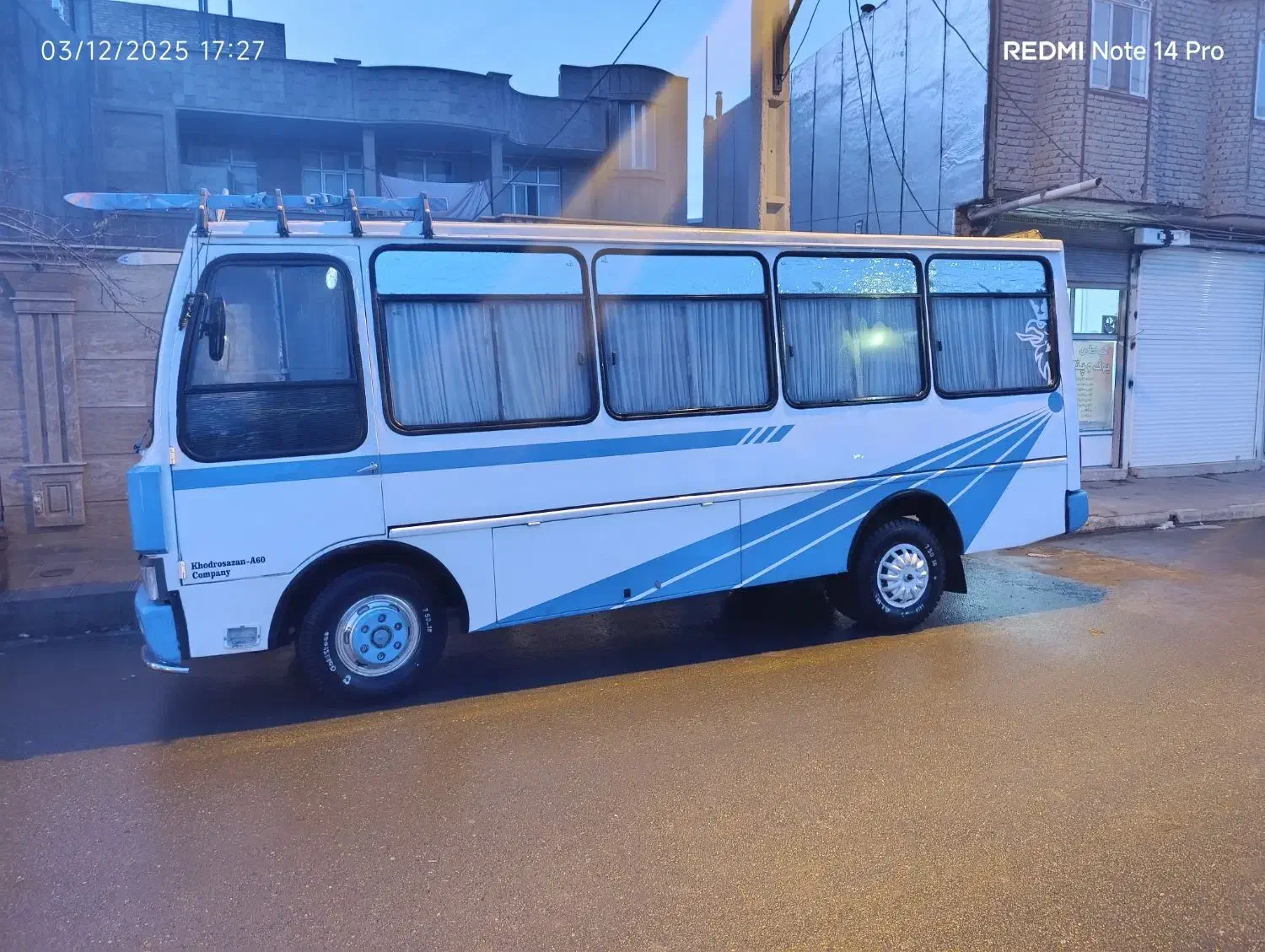 مینی بوس|خودرو سنگین|خوی, |دیوار