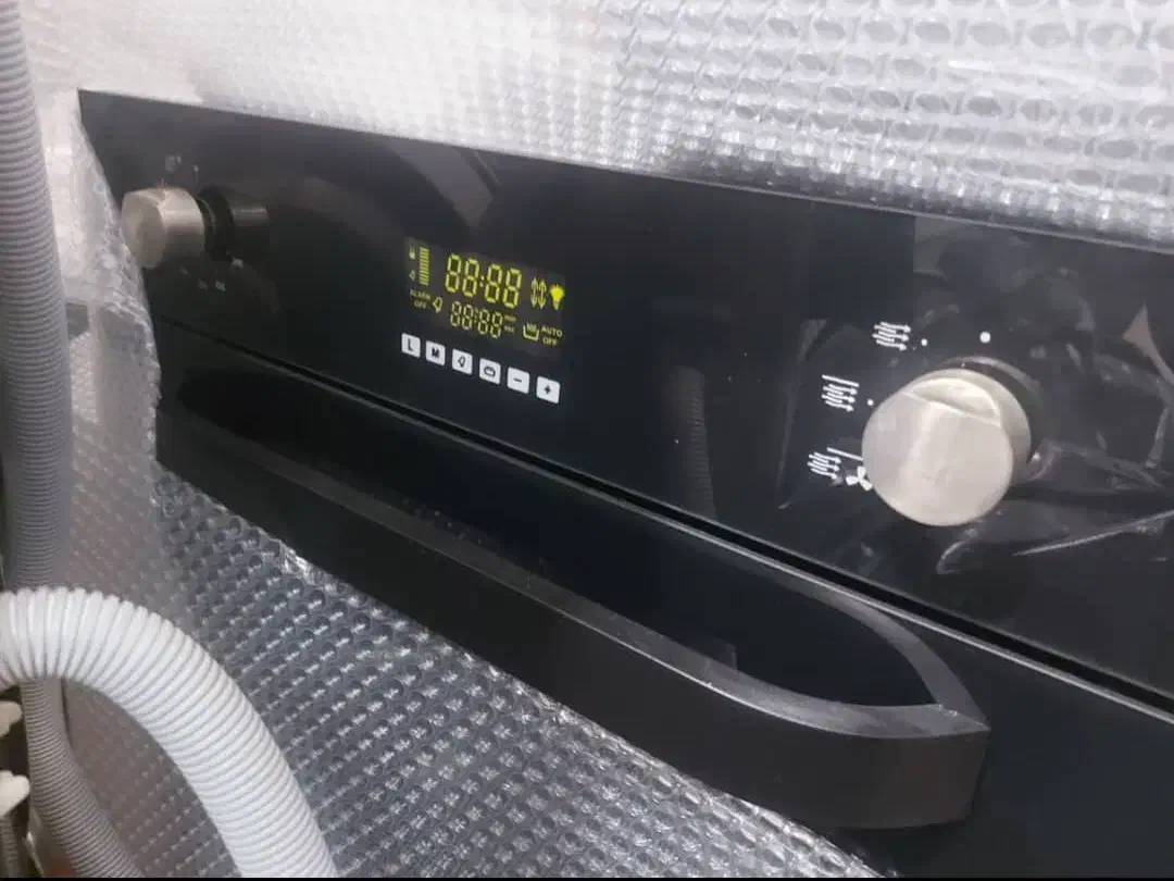 فر تو کار برقی وگازی تاکنو در حد نو|اجاق گاز و لوازم برقی پخت‌وپز|قائم‌شهر, |دیوار