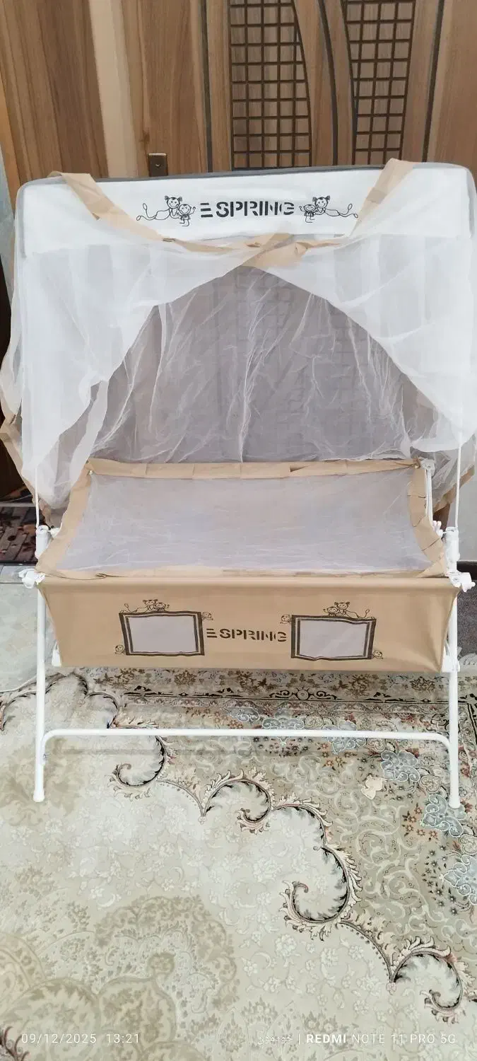 گهواره|تخت و صندلی بچه|نجف‌آباد, امام خمینی|دیوار