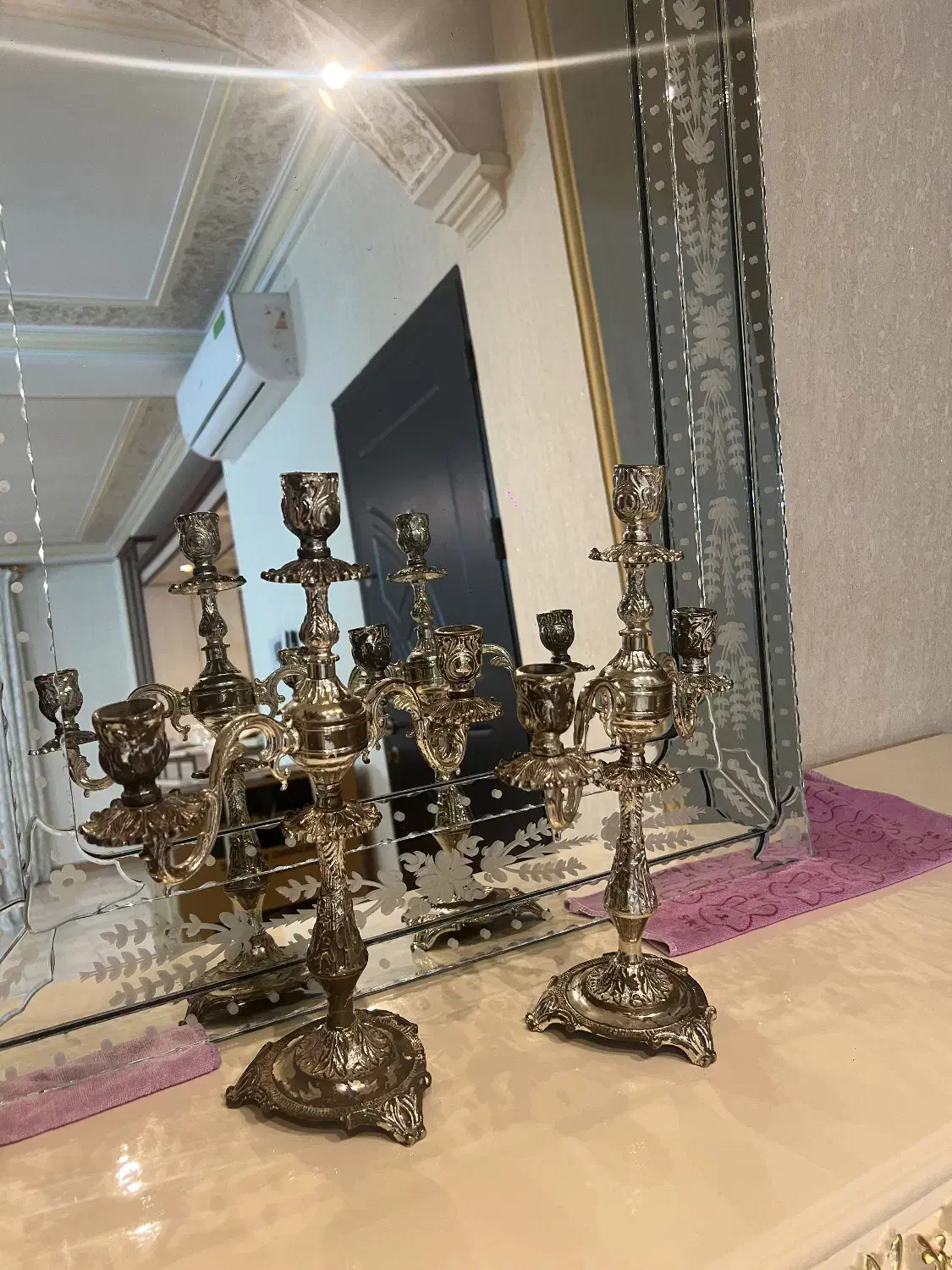 یک جفت جا شمعی برنز با انکاری نقره|لوستر و چراغ آویز|تهران, سهروردی|دیوار