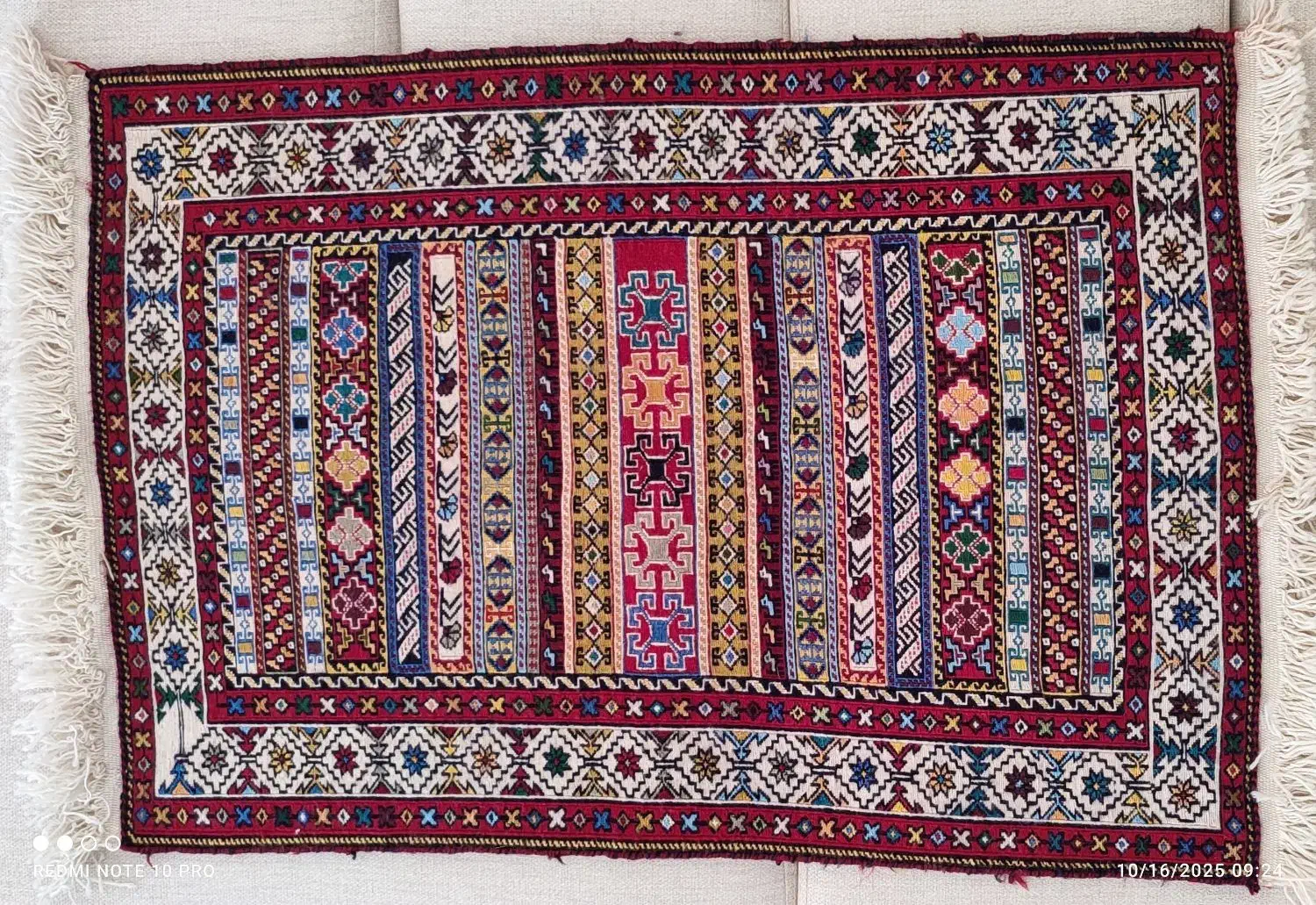 گلیم شیرکی پیچ سیرجان|گلیم، جاجیم، گبه|کرمان, |دیوار