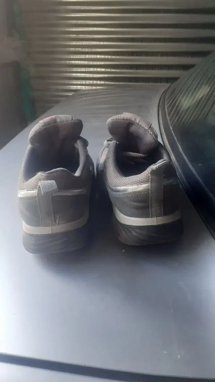 کفش|کیف، کفش، کمربند|دیواندره, |دیوار