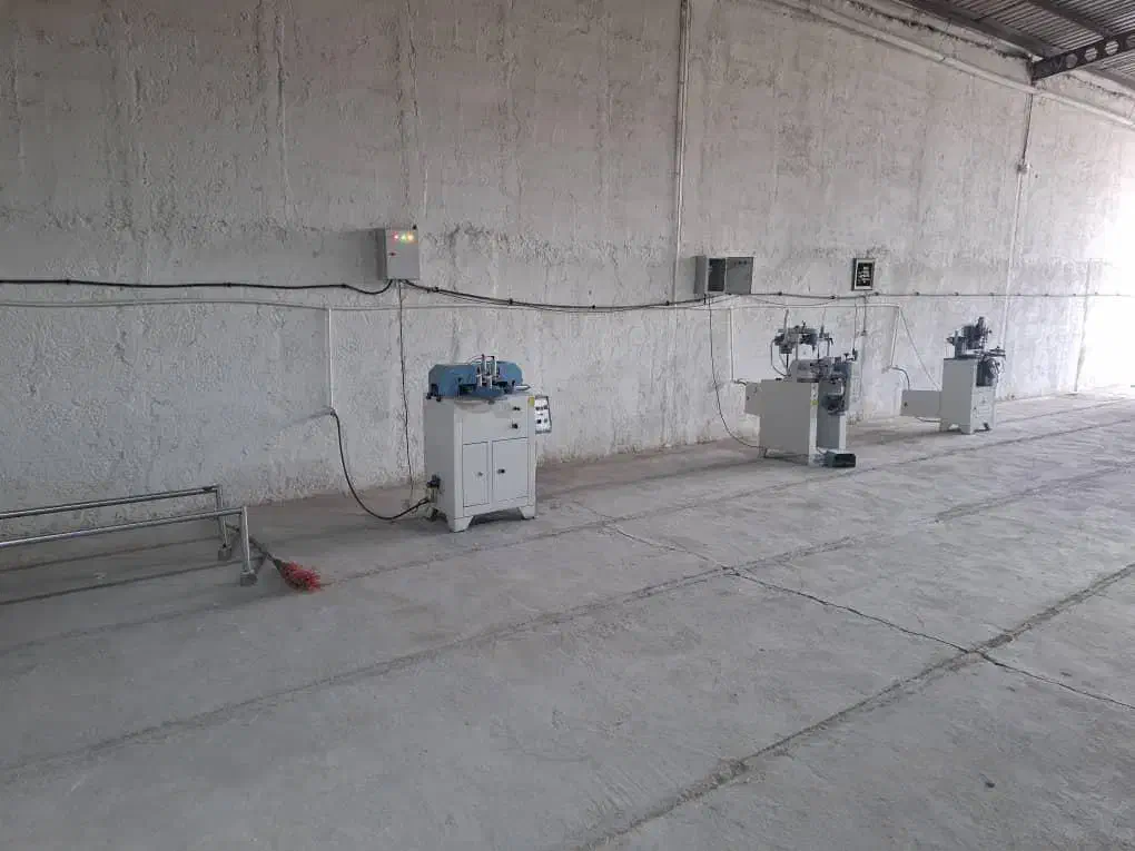 ست دستگاه تولیدUPVCپنجره وراتک پانج کرافت مولر|ماشین‌آلات صنعتی|تهران, امام زاده عبدالله|دیوار