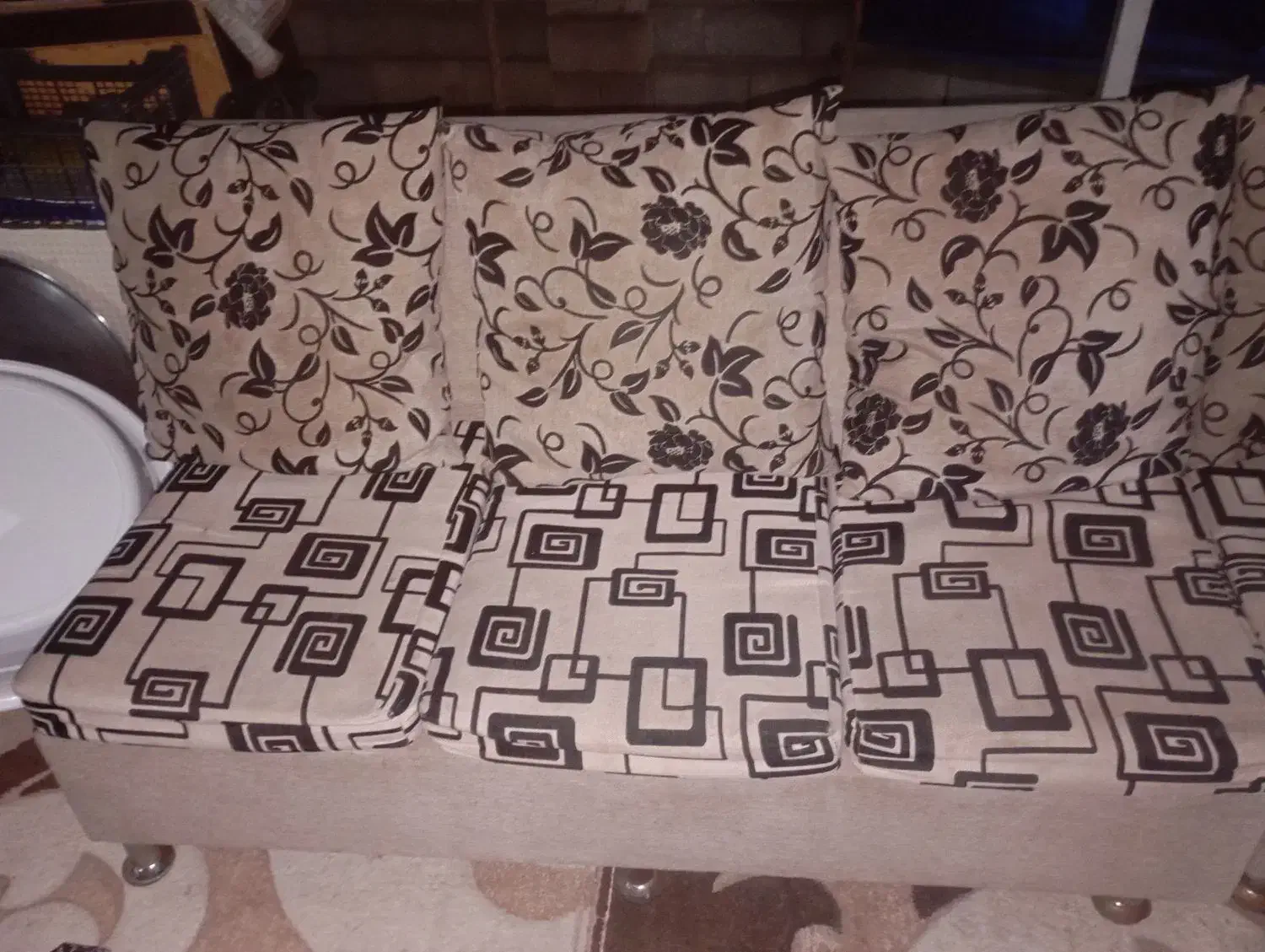 مبل 7 نفره مخصوص دکور سفید و سیاه|مبلمان خانگی و میز عسلی|رودسر, |دیوار