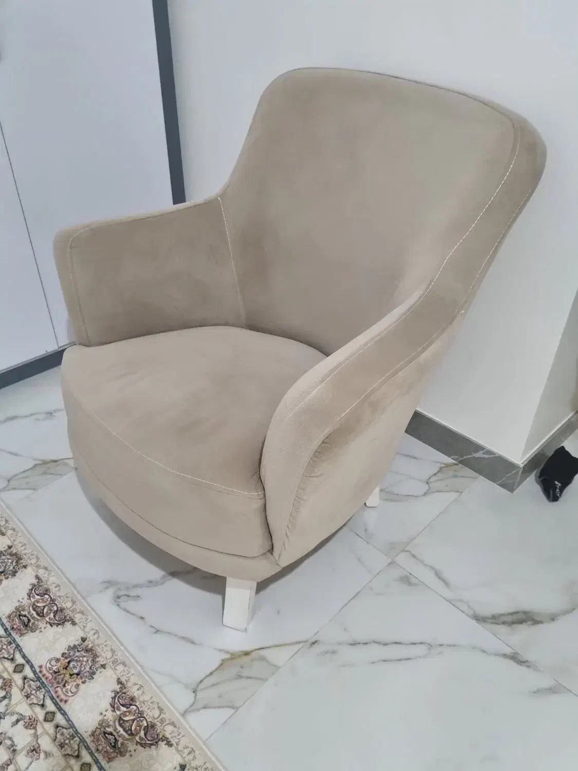 مبل|مبلمان خانگی و میز عسلی|فومن, |دیوار