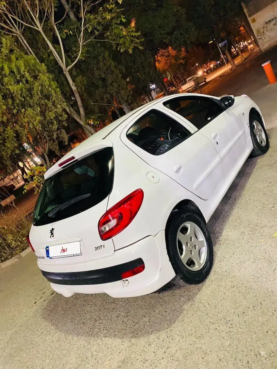 ۲۰۷مدل ۸۹ بیرنگ|خودرو سواری و وانت|اراک, |دیوار