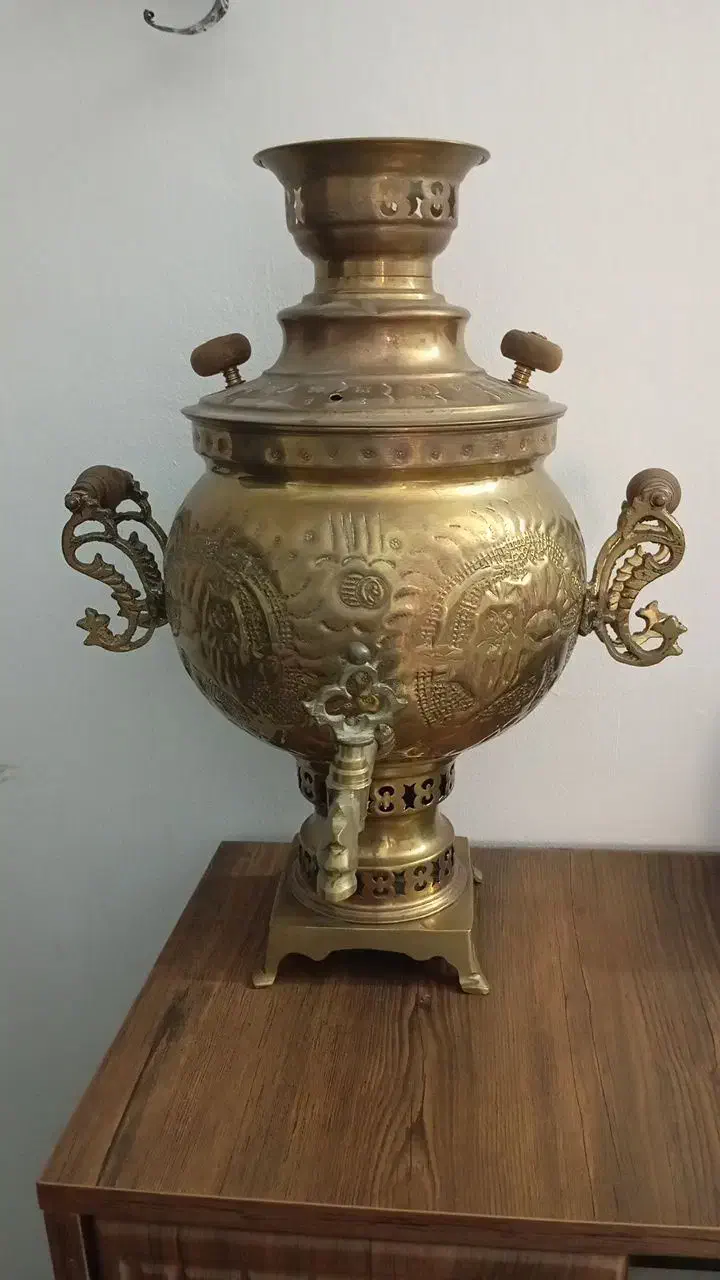 سماور برنجی|مجسمه، تندیس، ماکت|قرچک, شهرک الحدید|دیوار