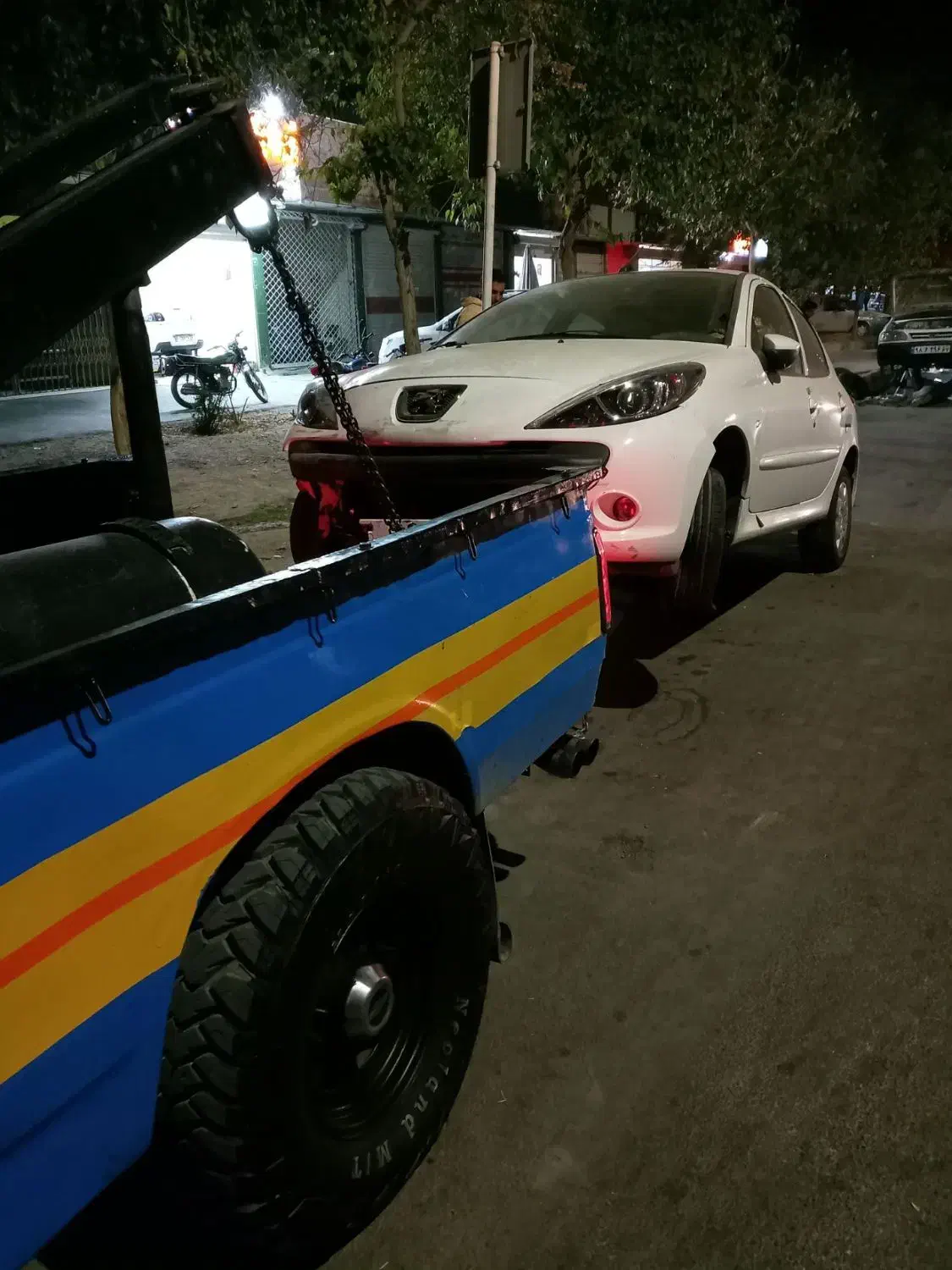 امداد خودرو نیسان یدک کش جرثقیل حمل24 تمام نقاط|خدمات حمل و نقل|اصفهان, لاله|دیوار