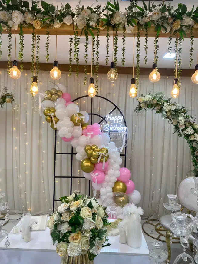 بادکنک آرایی تولد، تنپوشهای عروسکی|خدمات پذیرایی، مراسم|قائم‌شهر, |دیوار